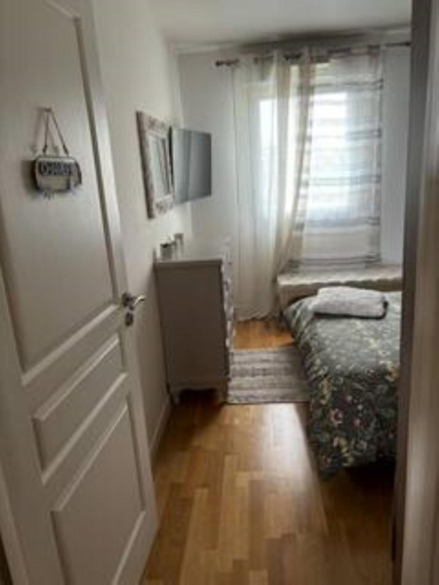 A 10 Mins D'Aeroport D'Orly Logement Lumineux Chaleureux อติส-มงส์ ภายนอก รูปภาพ